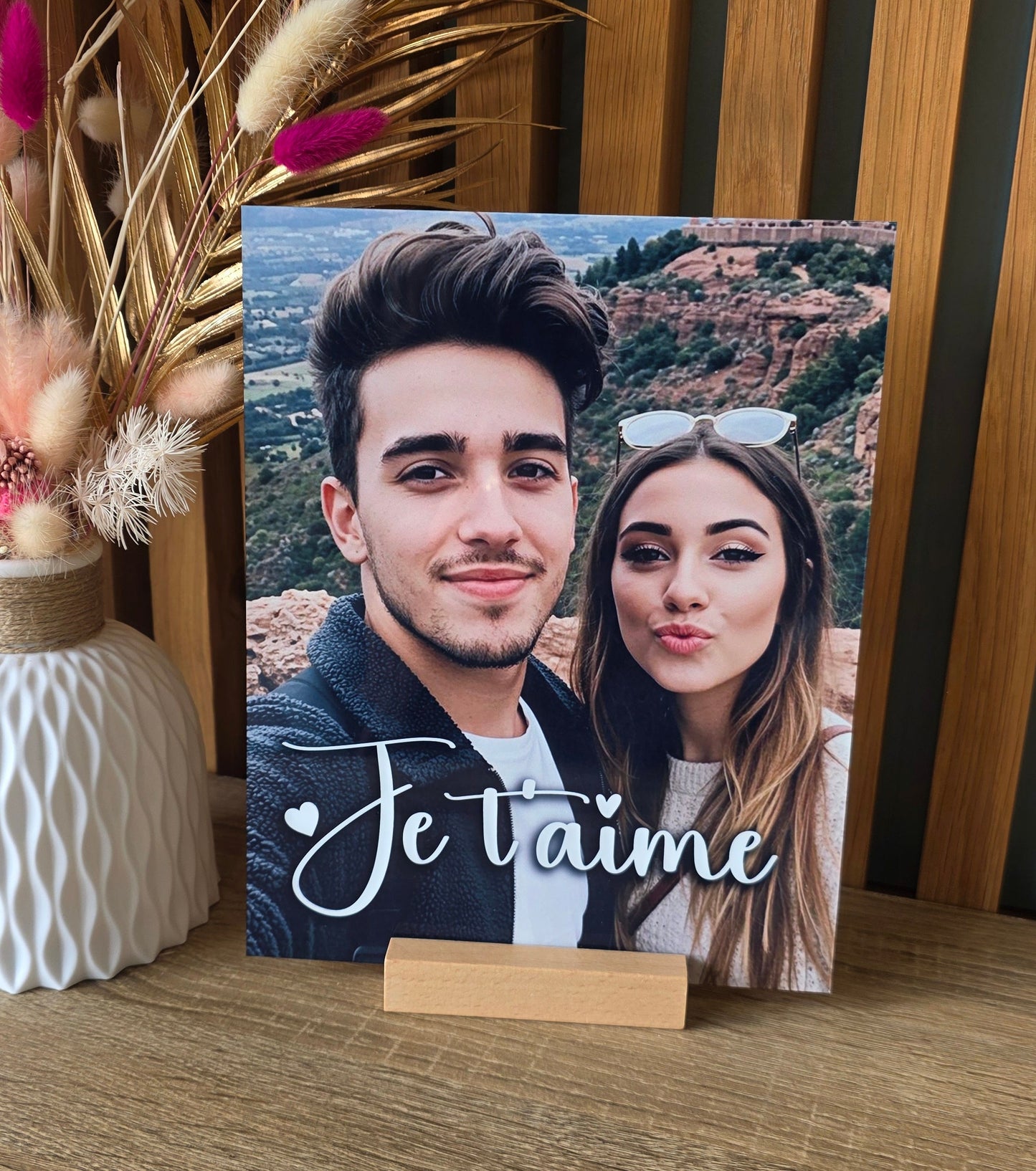Plaque en métal personnalisée – Texte au choix ( avec support en bois inclus )