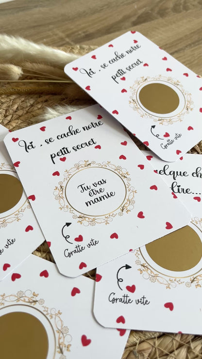 Carte à gratter Ici se cache notre petit secret ...
